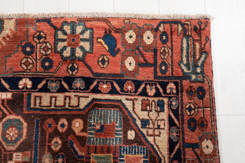 9' 7" x 4' 10" Excellent Hand-Knotted Vintage Tribal Rug