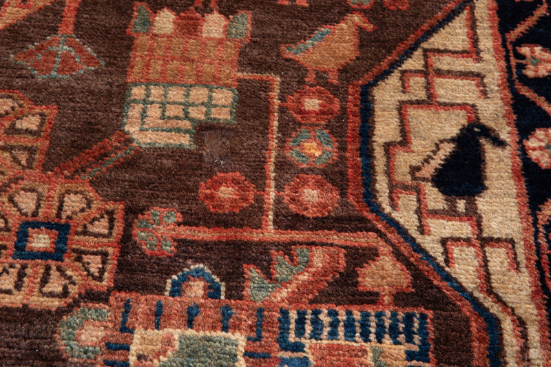 9' 7" x 4' 10" Excellent Hand-Knotted Vintage Tribal Rug