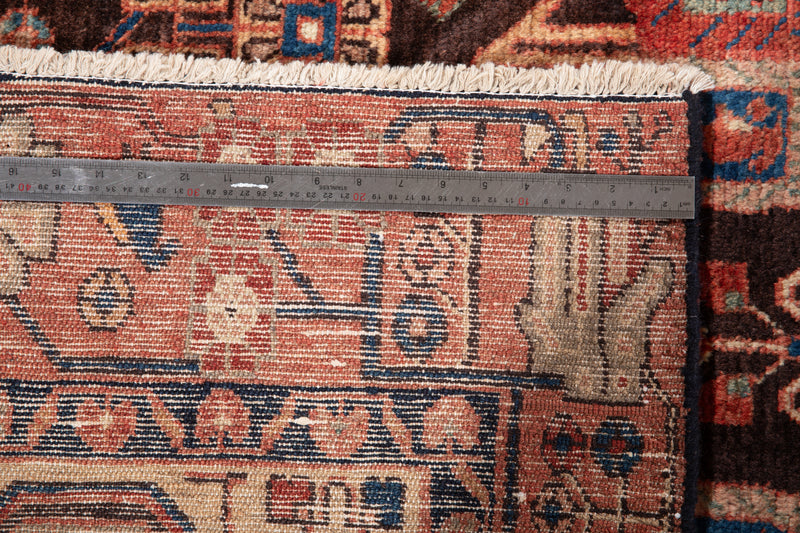 9' 7" x 4' 10" Excellent Hand-Knotted Vintage Tribal Rug