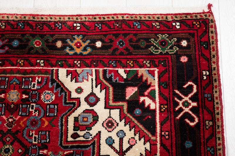 9' 11" x 4' 11" Excellent Hand-Knotted Vintage Tribal Rug - Yasi & Fara 