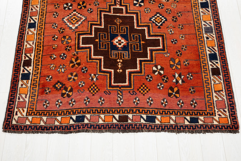 9' 2" x 5' 3" Excellent Hand-Knotted Vintage Tribal Rug - Yasi & Fara 
