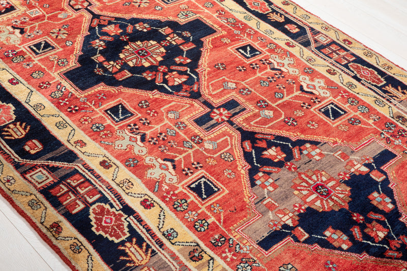 9' x 4' 11" Excellent Hand-Knotted Collectible Antique Tribal Rug - Yasi & Fara 