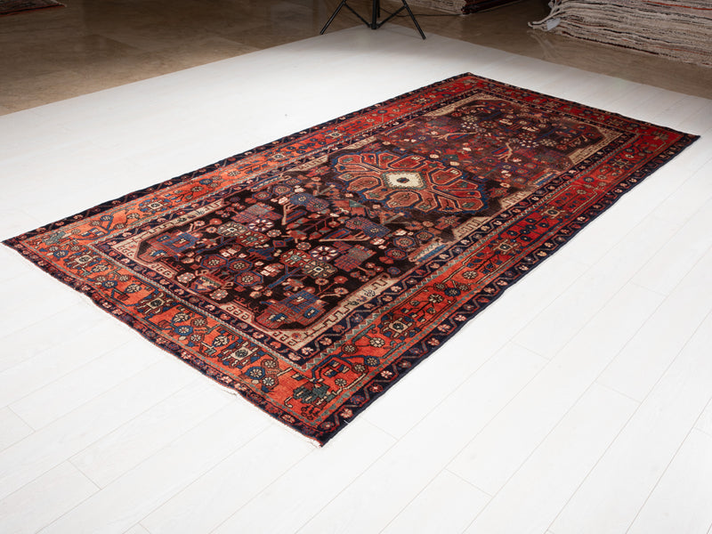 10' 3" x 5' 1" Excellent Hand-Knotted Vintage Tribal Rug - Yasi & Fara 