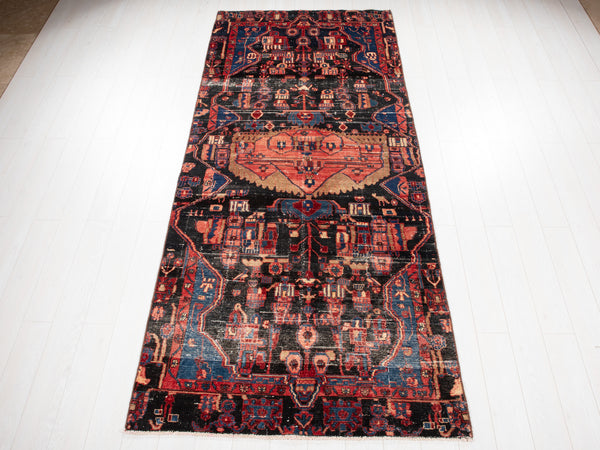 10' 2" x 4' 5" Excellent Hand-Knotted Antique Tribal Rug