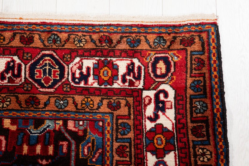 9' 10" x 5' 2" Excellent Hand-Knotted Vintage Tribal Rug - Yasi & Fara 