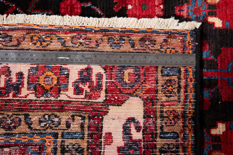 9' 10" x 5' 2" Excellent Hand-Knotted Vintage Tribal Rug - Yasi & Fara 