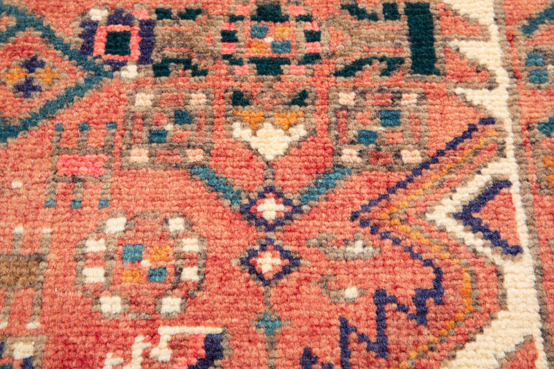 10' x 4' 11" Excellent Hand-Knotted Vintage Tribal Rug - Yasi & Fara 