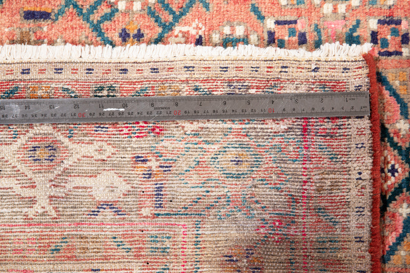 10' x 4' 11" Excellent Hand-Knotted Vintage Tribal Rug - Yasi & Fara 