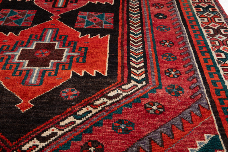 9' x 5' Excellent Hand-Knotted Vintage Tribal Rug - Yasi & Fara 