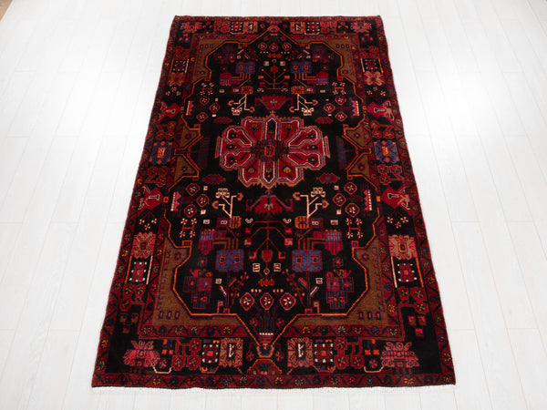 8' 10" x 4' 11" Excellent Hand-Knotted Vintage Tribal Rug - Yasi & Fara 