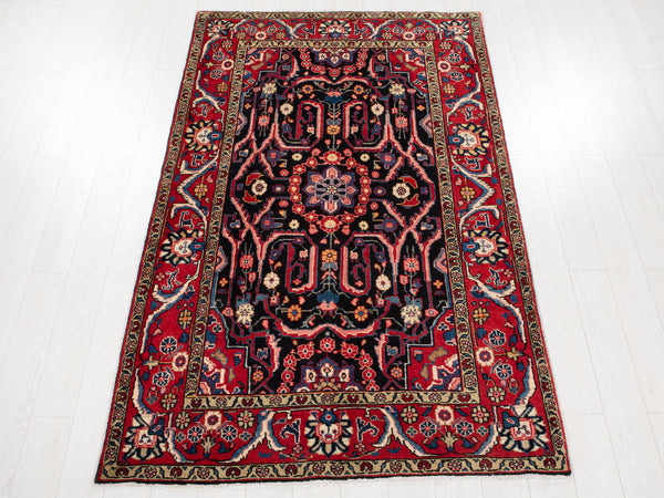 8' 2" x 4' 10" Excellent Hand-Knotted Vintage Tribal Rug - Yasi & Fara 