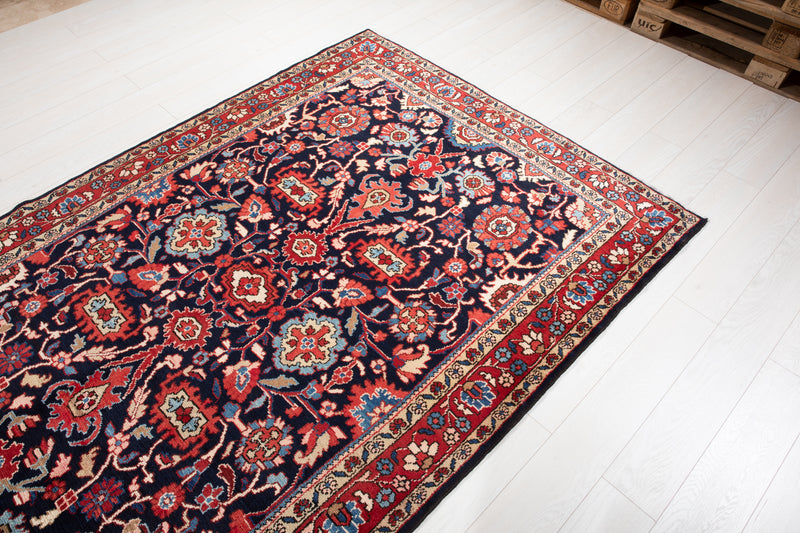 8' 2" x 5' 4" Excellent Hand-Knotted Collectible Tribal Rug - Yasi & Fara 