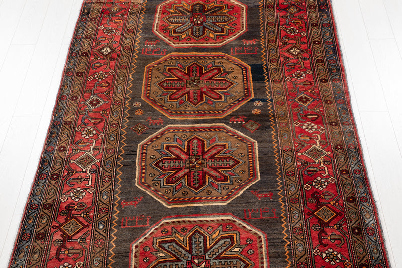 10' 1" x 5' Excellent Hand-Knotted Vintage Tribal Rug - Yasi & Fara 