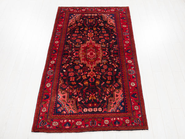 8' 2" x 4' 6" Excellent Hand-Knotted Vintage Tribal Rug - Yasi & Fara 