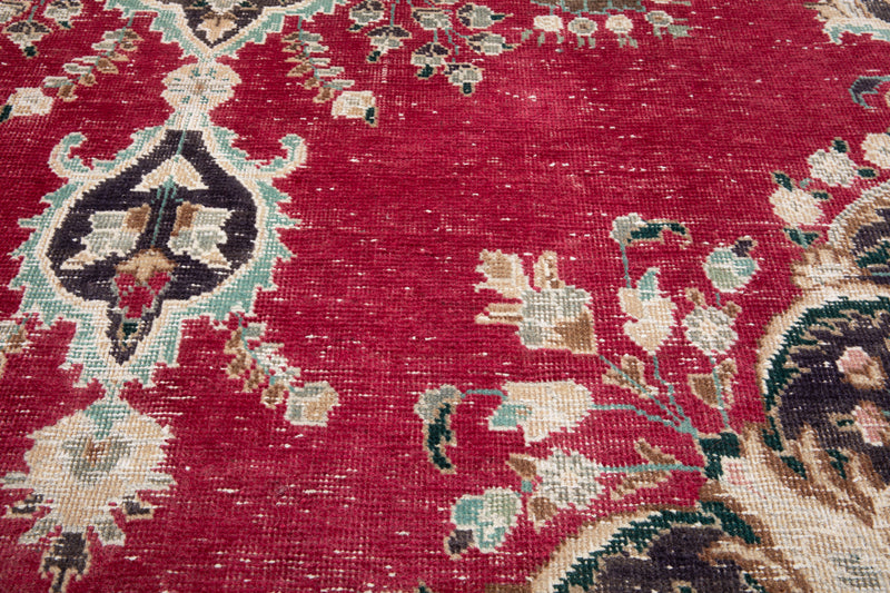 8' 4" x 5' 1" Excellent Hand-Knotted Antique Area Rug - Yasi & Fara 