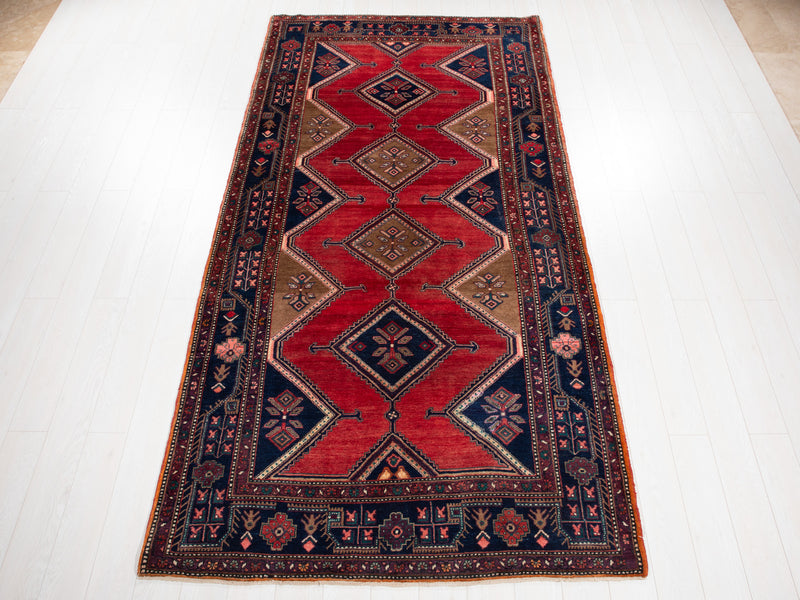 10' 5" x 5' 3" Excellent Hand-Knotted Vintage Collectible Tribal Rug - Yasi & Fara 