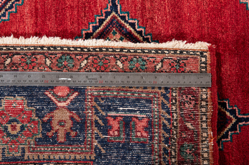 10' 5" x 5' 3" Excellent Hand-Knotted Vintage Collectible Tribal Rug - Yasi & Fara 