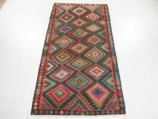 9' 3" x 4' 5" Excellent Handwoven Vintage Tribal Kilim Rug - Yasi & Fara 