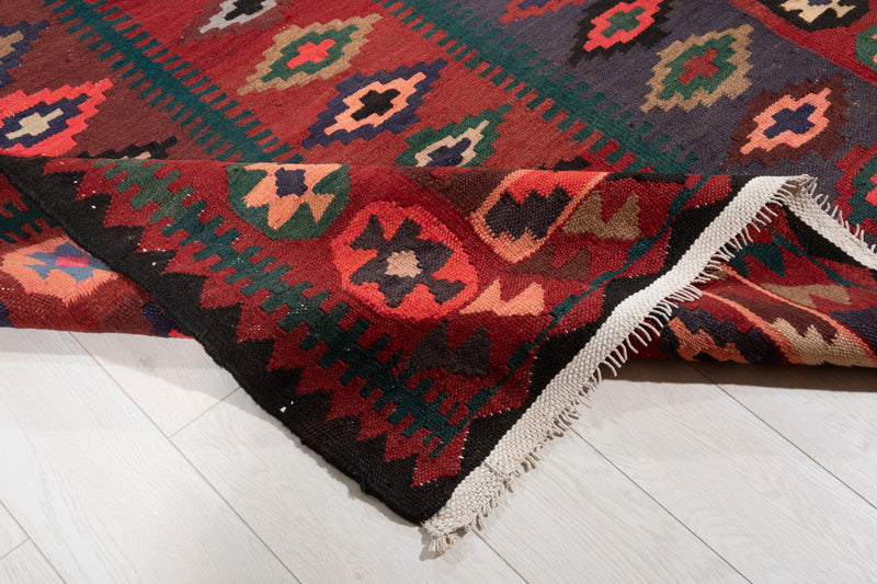 10' 6" x 5' Excellent Handwoven Vintage Tribal Kilim Rug
