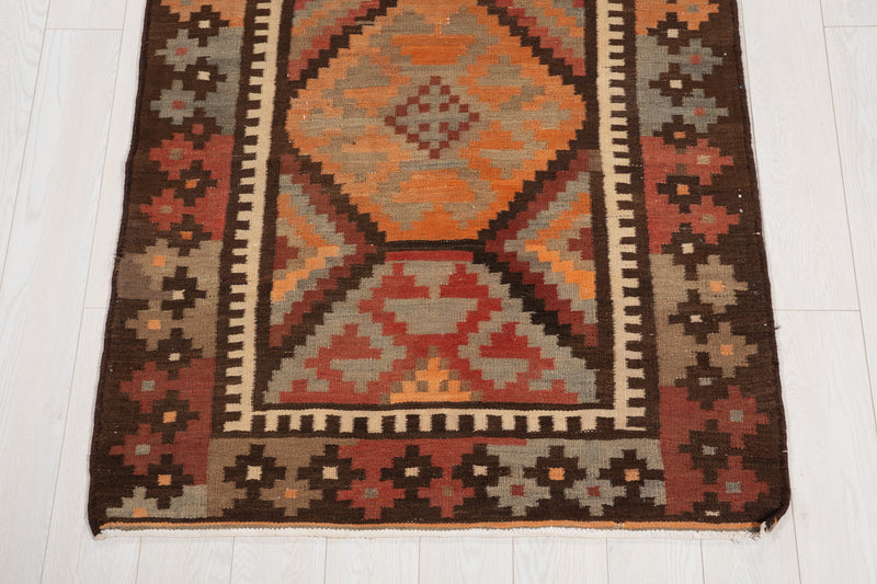 9' 6" x 3' 8" Excellent handwoven Vintage Tribal Kilim Runner Rug