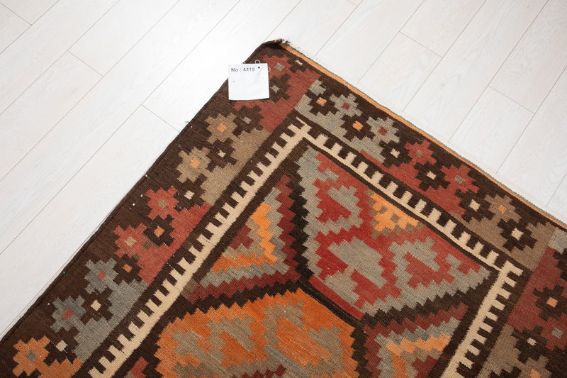9' 6" x 3' 8" Excellent handwoven Vintage Tribal Kilim Runner Rug