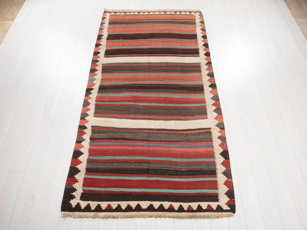 9' 6" x 4' 9" Excellent Handwoven Vintage Tribal Kilim Rug