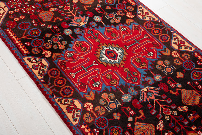 7' 9" x 3' 6" Excellent Hand-Knotted Vintage Tribal Rug - Yasi & Fara 