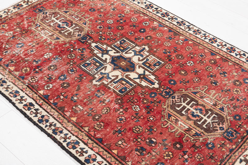 5' 4" x 3' 8" Excellent Hand-Knotted Antique Collectible Tribal Rug - Yasi & Fara 