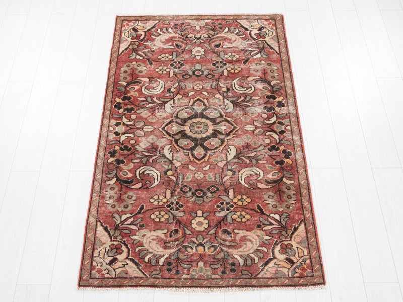 5' 10" x 3' 4" Excellent Hand-Knotted Antique Collectible Tribal Rug - Yasi & Fara 