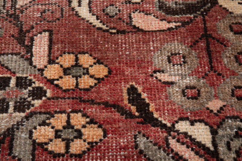 5' 10" x 3' 4" Excellent Hand-Knotted Antique Collectible Tribal Rug - Yasi & Fara 