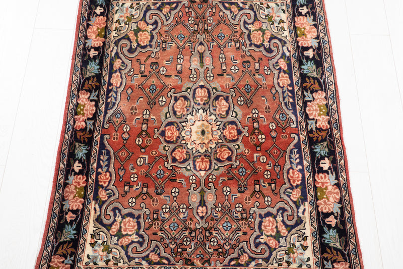 4' 10" x 3' 1" Excellent Hand-Knotted Vintage Collectible Rug - Yasi & Fara 