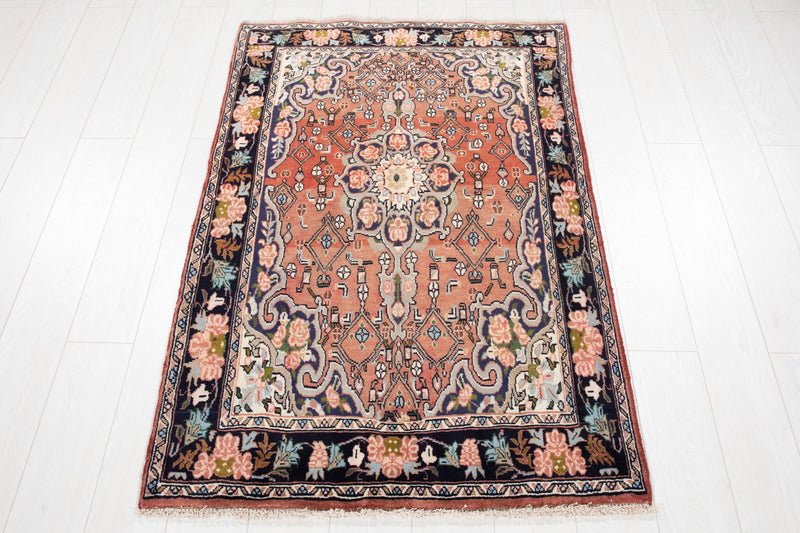 4' 10" x 3' 1" Excellent Hand-Knotted Vintage Collectible Rug - Yasi & Fara 