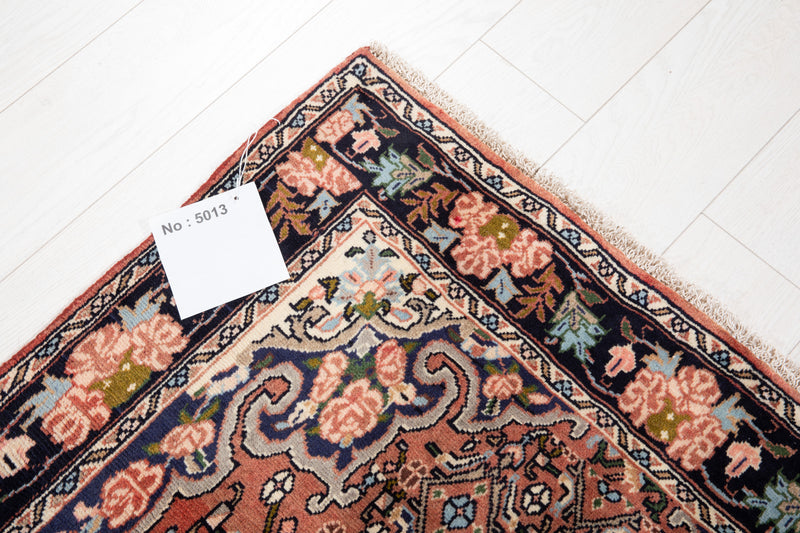 4' 10" x 3' 1" Excellent Hand-Knotted Vintage Collectible Rug - Yasi & Fara 