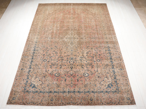 10' 5 x 7' 4" Excellent Hand-Knotted Antique Collectible Faded Area Rug - Yasi & Fara 