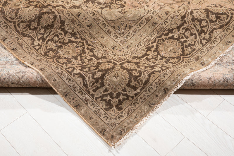 12' 5" x 9' 1" Excellent Hand-Knotted Antique Large Collectible Area Rug - Yasi & Fara 