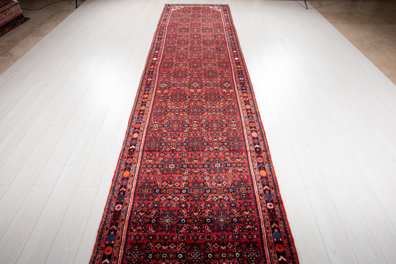 16' 6" x 3' 7" Excellent Hand-Knotted Vintage Collectible Runner Rug - Yasi & Fara 