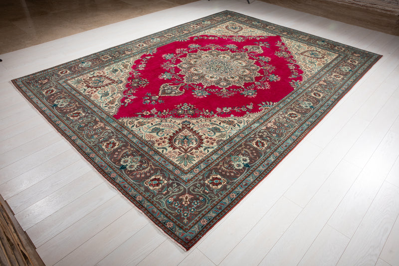 11' 3" x 8' Excellent Hand-Knotted Antique Large Collectible Area Rug - Yasi & Fara 