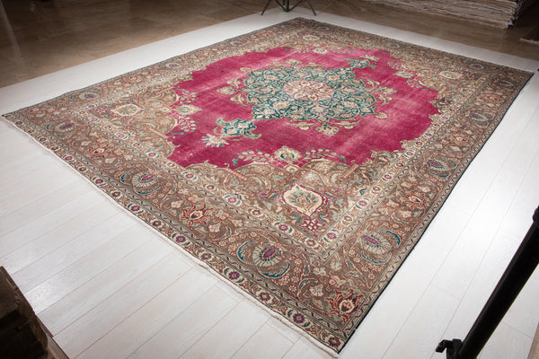 12' 4" x 9' 6" Excellent Hand-Knotted Antique Collectible Large Area Rug - Yasi & Fara 