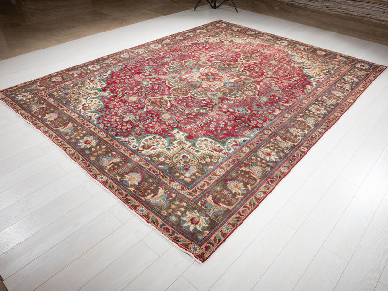 11' x 8' 2" Excellent Hand-Knotted Antique Large Area Rug - Yasi & Fara 