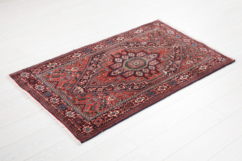 4' 7" x 2' 8" Excellent Hand-Knotted Collectible Vintage Rug - Yasi & Fara 