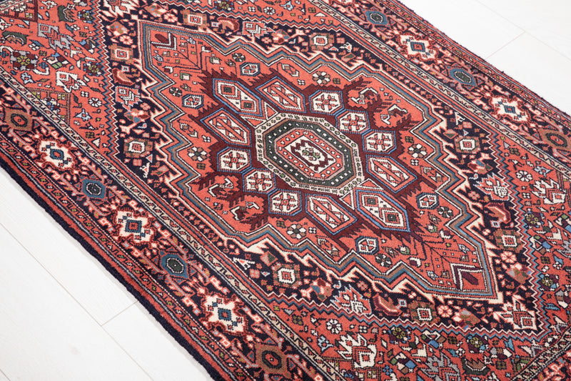 4' 7" x 2' 8" Excellent Hand-Knotted Collectible Vintage Rug - Yasi & Fara 