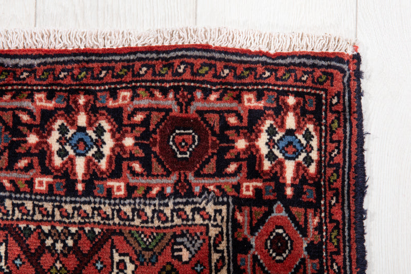 4' 7" x 2' 8" Excellent Hand-Knotted Collectible Vintage Rug - Yasi & Fara 