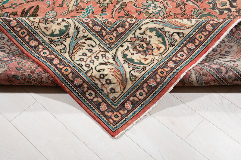11' 2" x 8' 2" Excellent Hand-Knotted Vintage Collectible Area Rug - Yasi & Fara 