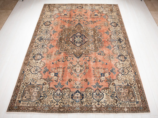 10' 10" x 7' 6" Excellent Hand-Knotted Antique Area Rug - Yasi & Fara 