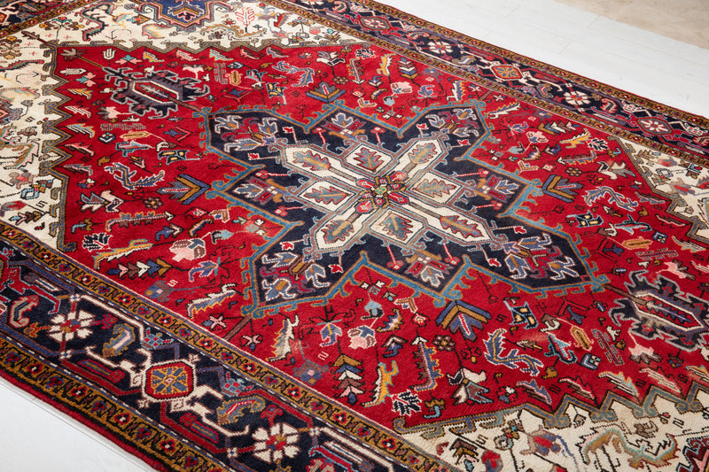 9' 11" x 6' 8" Excellent Hand-Knotted Vintage Tribal Rug - Yasi & Fara 
