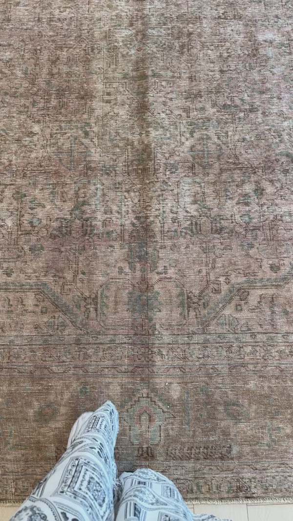 12' 7" x 9' 4" Excellent Hand-Knotted Antique Faded Neutral Large Area Rug