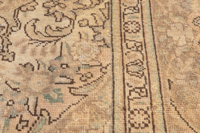9' 6" x 6' 5" Excellent Hand-Knotted Antique Earth Tone Area Rug - Yasi & Fara 