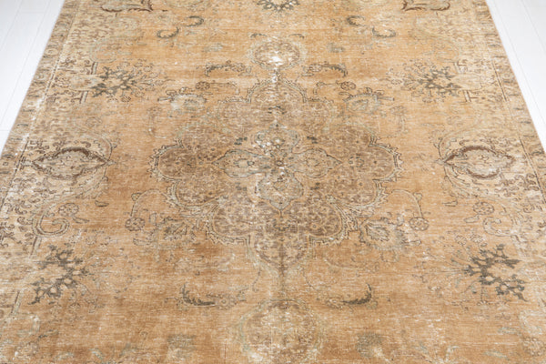 10' 10" x 7' 3" Excellent Hand-Knotted Antique Faded Area Rug - Yasi & Fara 
