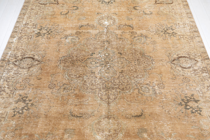 10' 10" x 7' 3" Excellent Hand-Knotted Antique Faded Area Rug - Yasi & Fara 