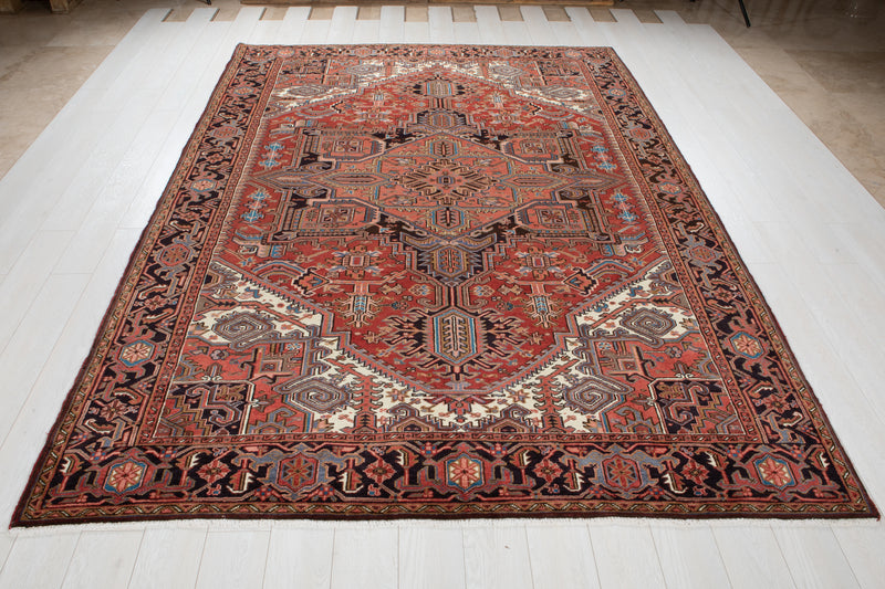 9' 9" x 6' 11" Excellent Hand-Knotted Vintage Geometric Collectible Tribal Area Rug - Yasi & Fara 
